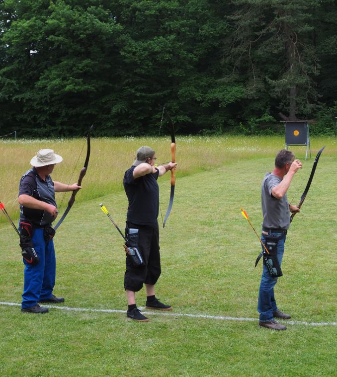 Training im Winter in der Halle in Houverath